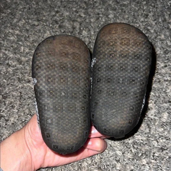 Nike swoosh 1 black white wolf grey baby toddler 5c shoes - Picture 2 of 2